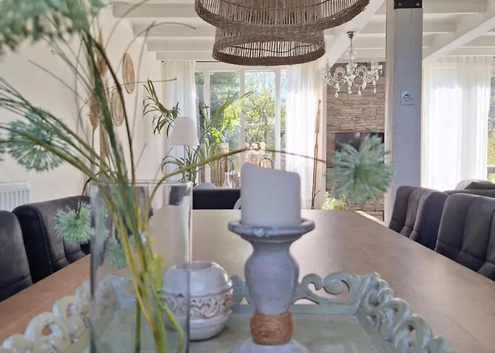 Rekerlanden 46 Nyaraló *